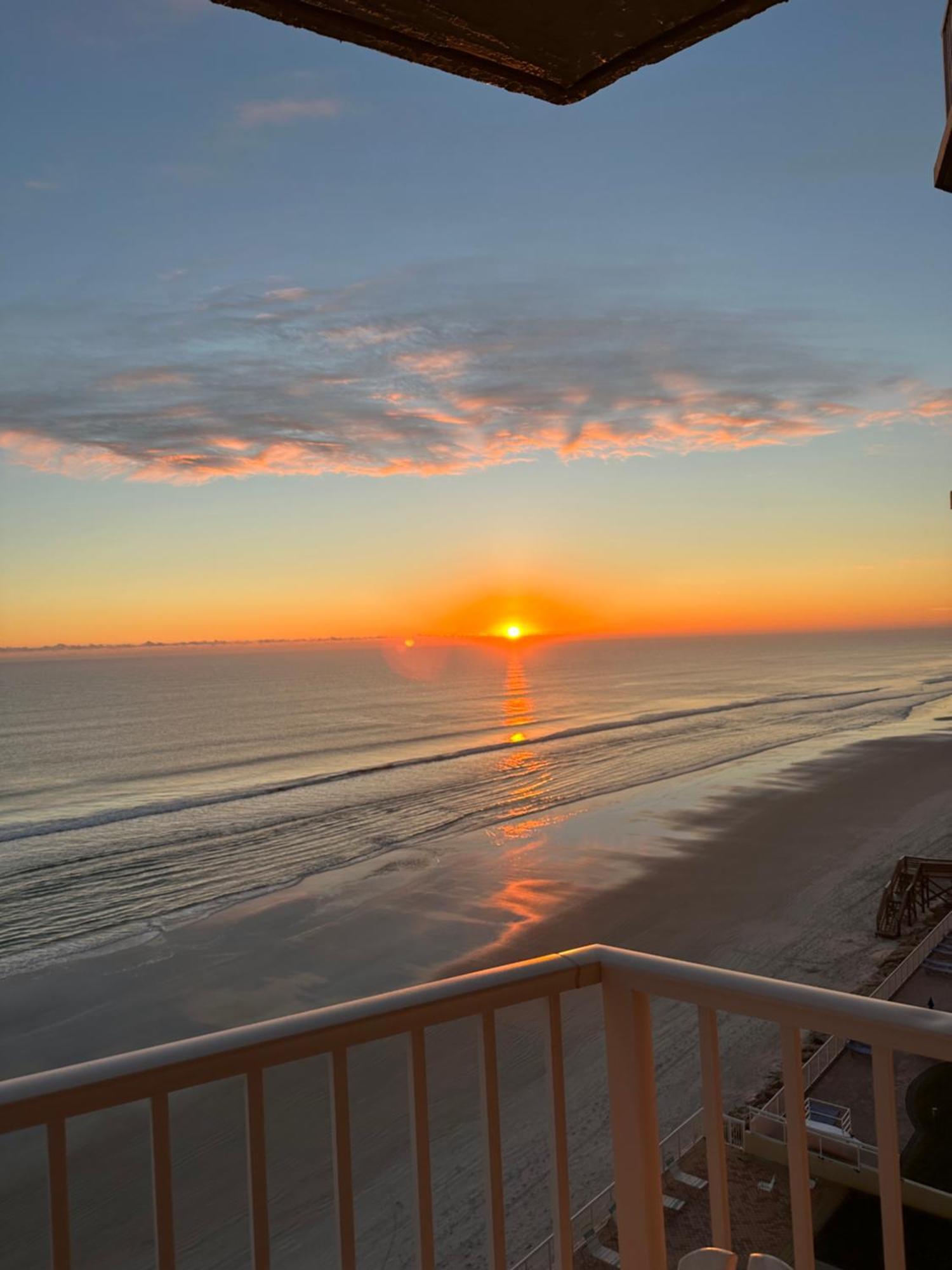 Daytona Beach Shores Ocean Front Balcony 2Beds 2Ba King Ste And 2Queens - Shores Club 805 Exteriör bild